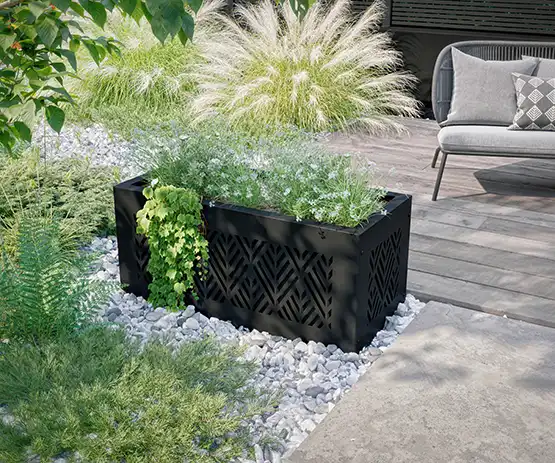 Habillage de jardinière en aluminium Kostum