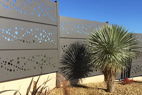 Claustra Fresk en aluminium Kostum