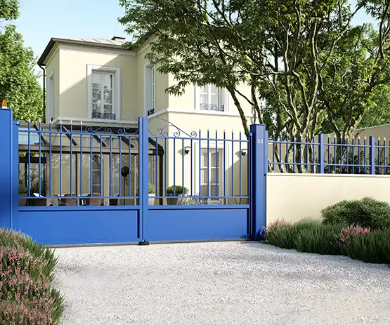 portail battant semi-plein aluminium loquirec kostum maison jardin