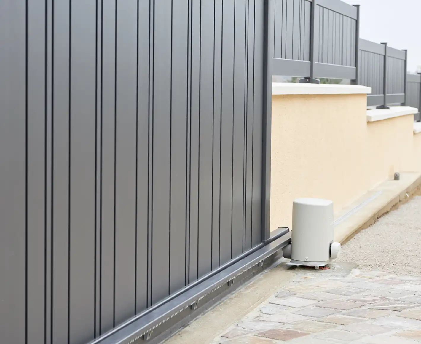 Motorisation portail battant